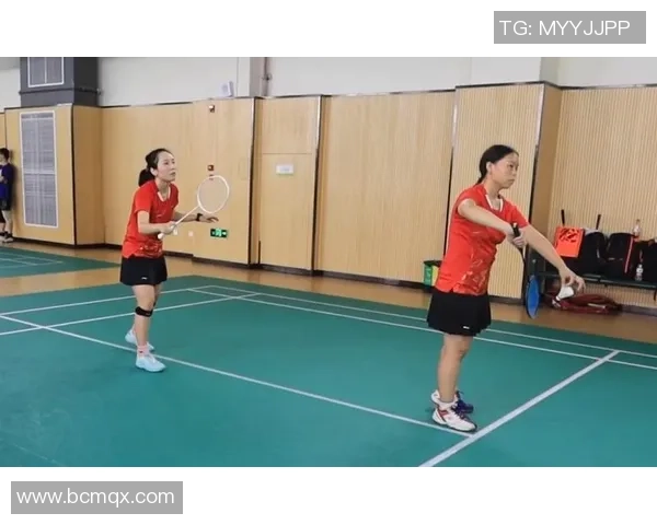 赛后复盘：杭州网球队与广州网球队的团队协作与战术分析