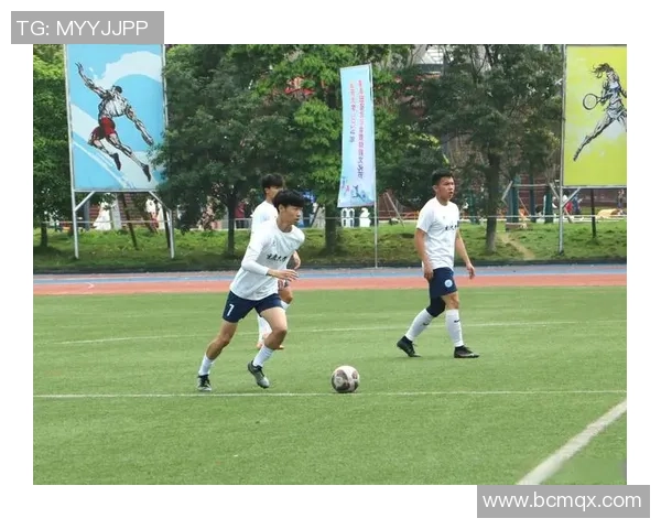 足球明星激战精彩瞬间集锦尽享绿茵场上的巅峰对决与荣耀时刻